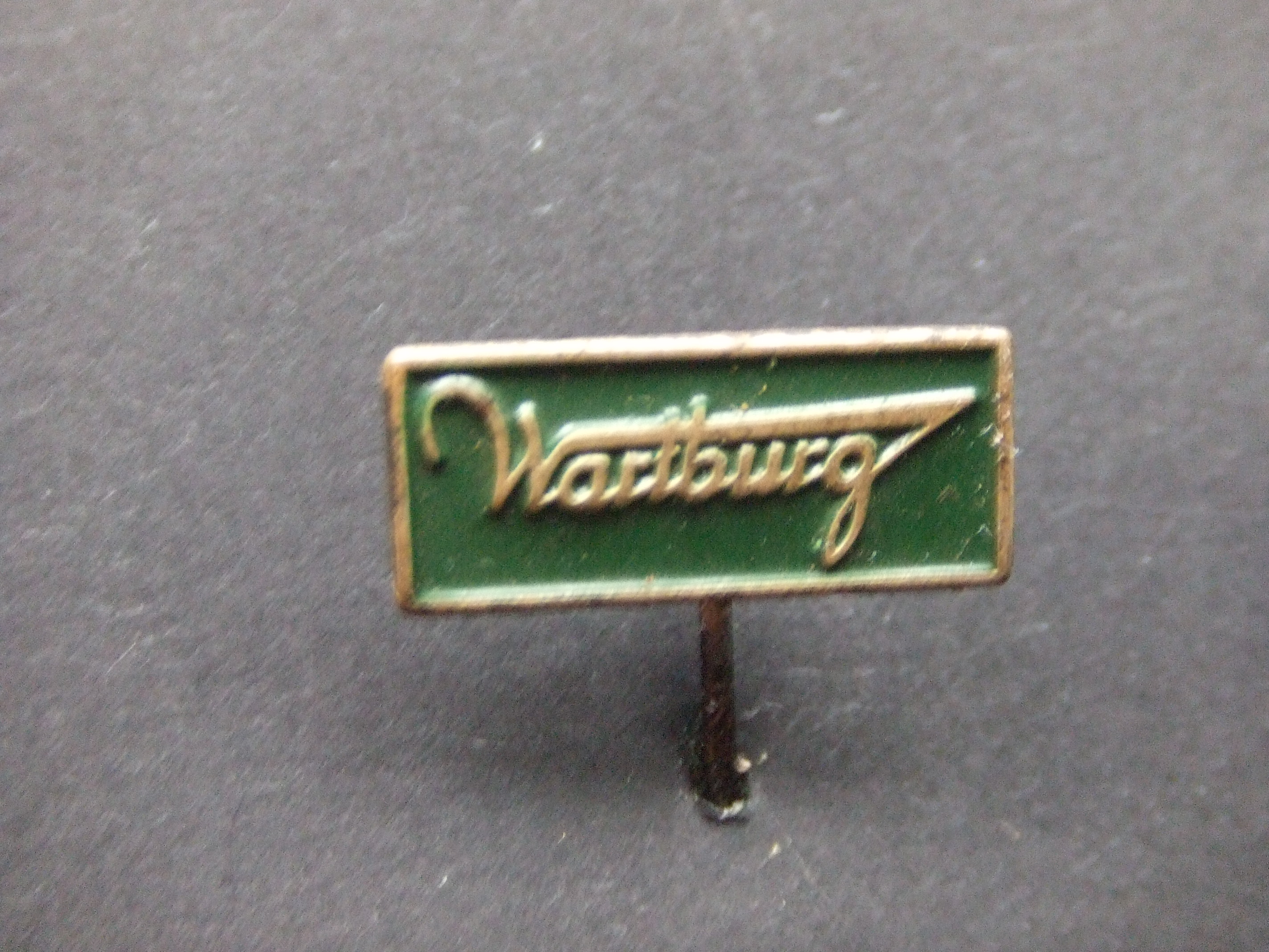 Wartburg automerk ,DDR logo groen